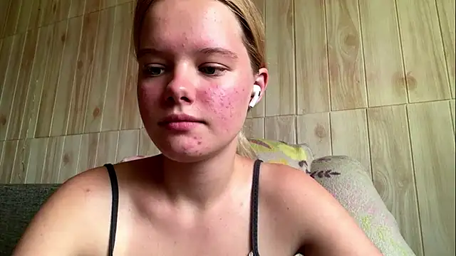 Malinwitch Adlı Modelin Canlı XXX Sohbeti