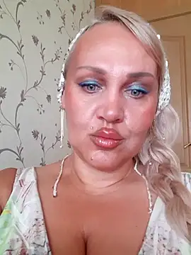 دردشة IsabellaBoni الجنسية المباشرة