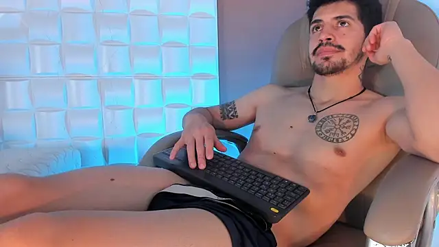 AlejandroStormm Webcamshow