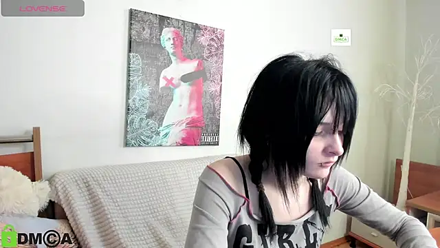 Chatroom XXX en direct de MillyMils