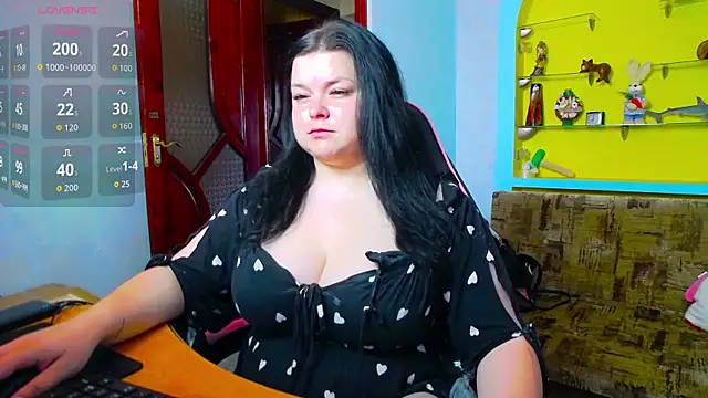 Linasexy777: онлайн-секс-чат