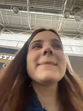 Chat +18 de Lunabelle_ ao vivo