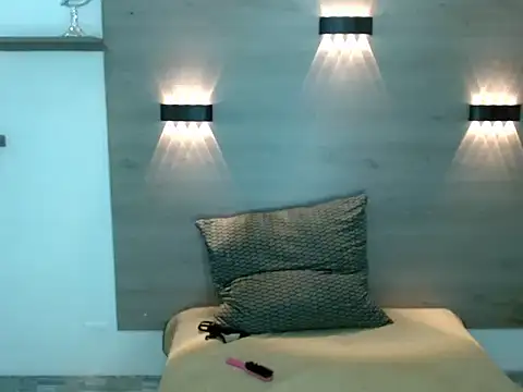 Živý XXX chat ShopiaChoulen