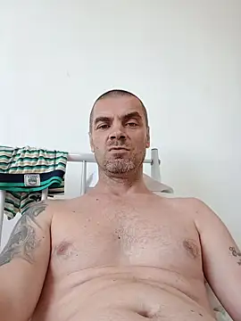 SIRMASTERDOMINATORXXLのライブXXXチャット