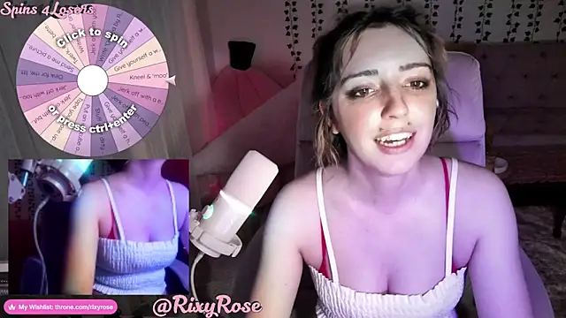 Trixyrose Chat XXX in diretta