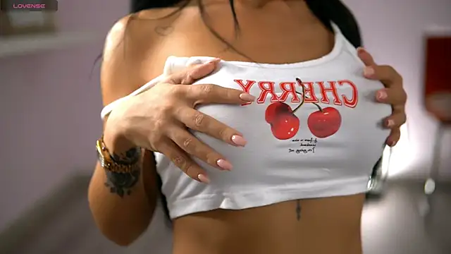 KassieNoir's Live XXX Chat