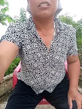 YeuAnhbigcock's Live XXX Chat