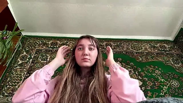 JanineThielman Adlı Modelin Canlı XXX Sohbeti