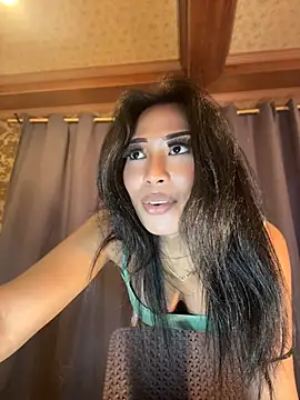 hugecock_tamira's Live XXX Chat