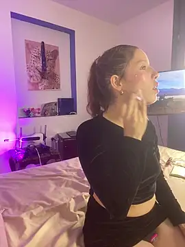 lyra-marco Live XXX-chat