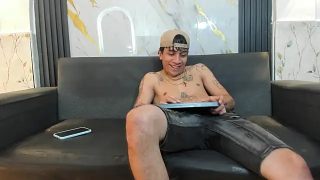 jayy18_: απευθείας συνομιλία ΧΧΧ