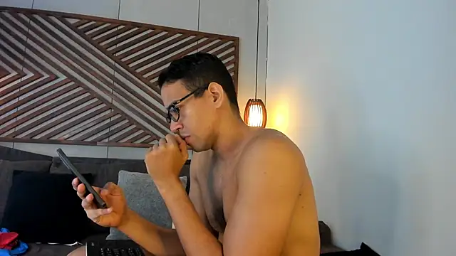 JacobDraven Adlı Modelin Canlı XXX Sohbeti