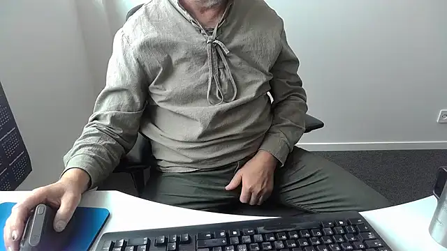 Buggemann Live XXX Chat