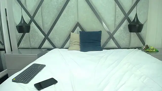 IsabellaCrow_ Chat XXX in diretta