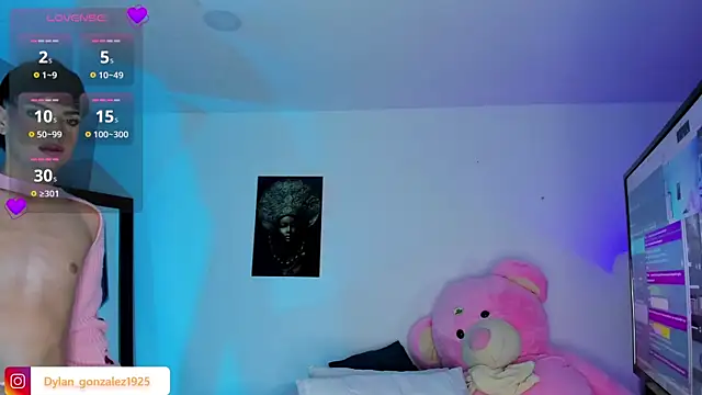 Dylan_Turnerr élő XXX-chatje