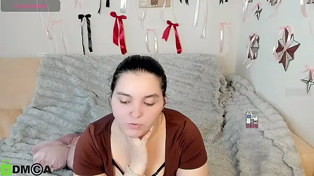MonikaMooon's Live XXX Chat