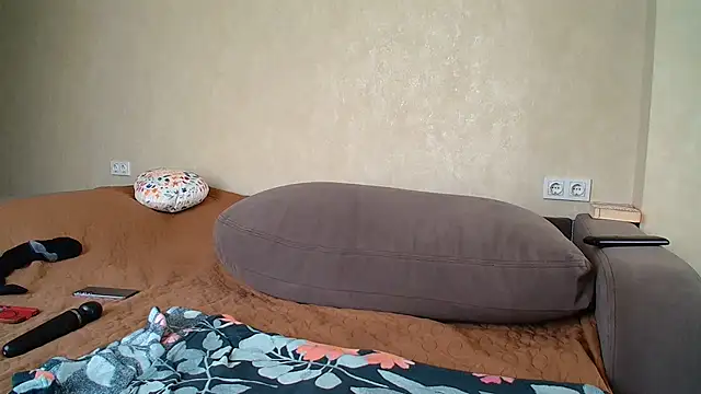 Brionia Live XXX-chat