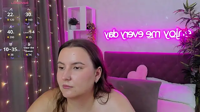 دردشة FeralPeach الجنسية المباشرة