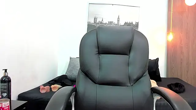 Cheryl_JONES' Live XXX Chat