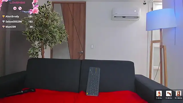 ValentinaaMilan 라이브 XXX 채팅