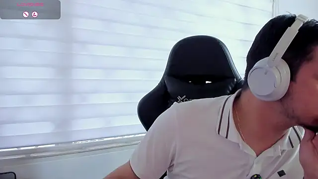 Rick_Adams XXX чат на живо