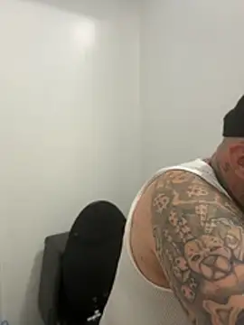 Auhenri25n Live XXX chat