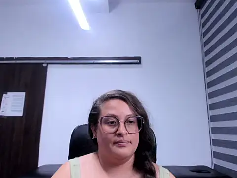 دردشة SaraThonson_ الجنسية المباشرة