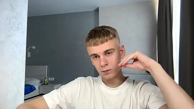SoloFury Live XXX-chat