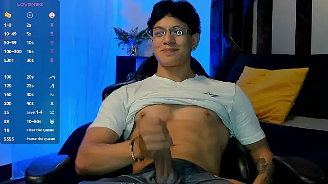 TonyPetrovjs' Live XXX Chat