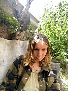 Anita-Smith Adlı Modelin Canlı XXX Sohbeti