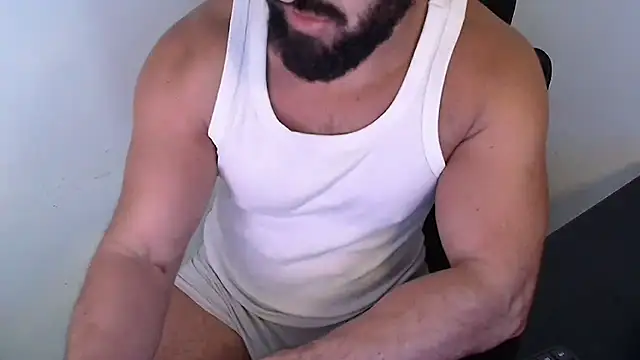 abeardguyone webcam show