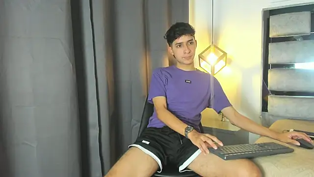 Alantaylorr_ webcam show