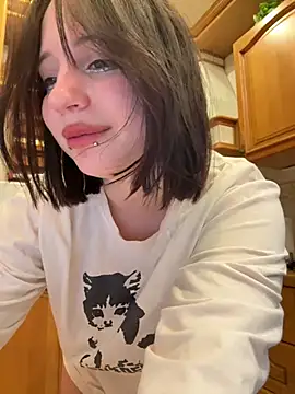 Chat XXX en directo de YourLittleDevil