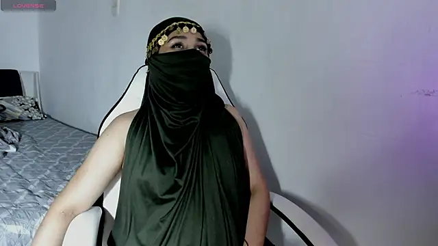 Онлайн чат XXX kamarii-