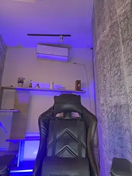 saracaball_ XXX чат на живо