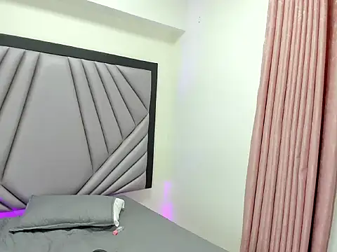 Damiam_23's Live XXX Chat