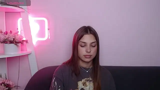 Chat XXX en directo de MilanaAngelAs