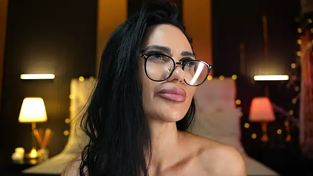 KatiaDivine Chat XXX live