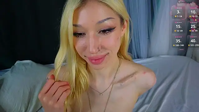 SallyCha Chat XXX live