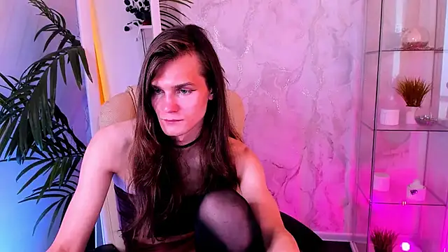 WillFobos Adlı Modelin Canlı XXX Sohbeti