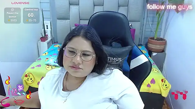 XXX chat uživo modela evelin_zaens
