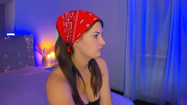 Chat XXX ao vivo de Laura_Leee
