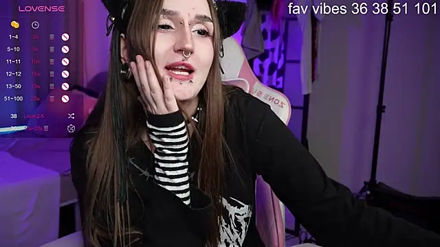 Alice_Goth Live XXX Chat
