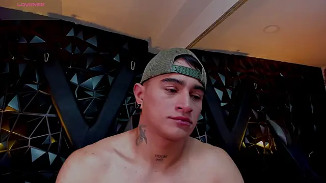 Chatroom XXX en direct de LiamDeeps