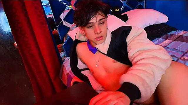 Chat +18 de Luke_Howland ao vivo