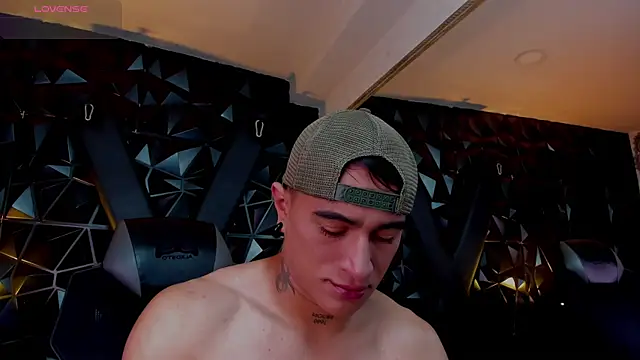 LiamDeeps Live XXX-Chat