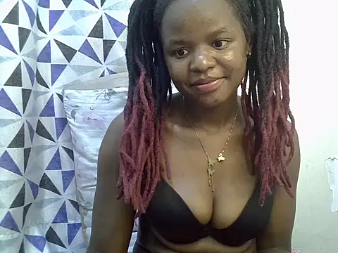 Simply_Naughty0 Adlı Modelin Canlı XXX Sohbeti