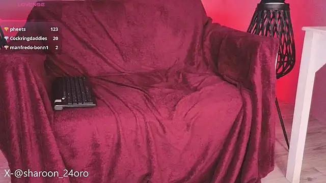 Živý XXX chat shaaroon_gold