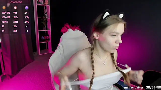 St_Ormy's Live XXX Chat
