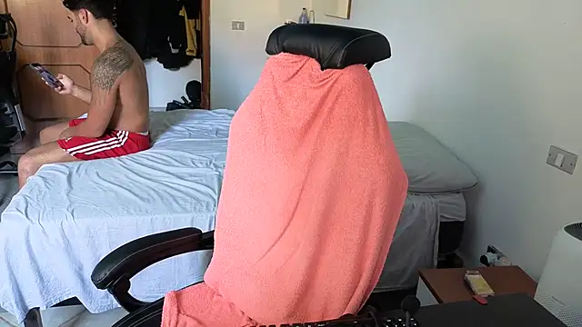 XXX chat uživo modela Al3xox02